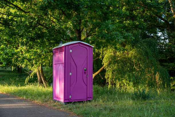 Portable restroom solutions in Hull, IA
